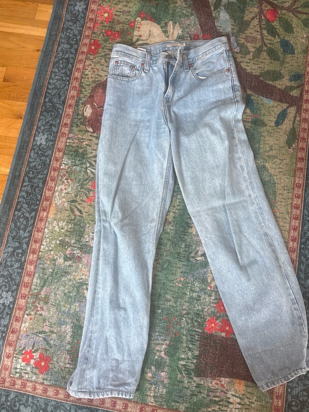 Levi’s Light Wash Women's Straight Leg Jeans PETITE